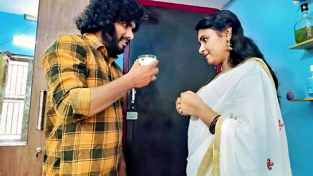 mallu couple sex tape : Vaigavarun45