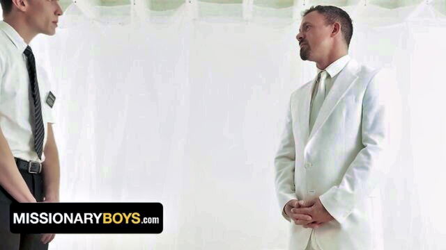 Jesse Zeppelin - jordan and jesse gay video