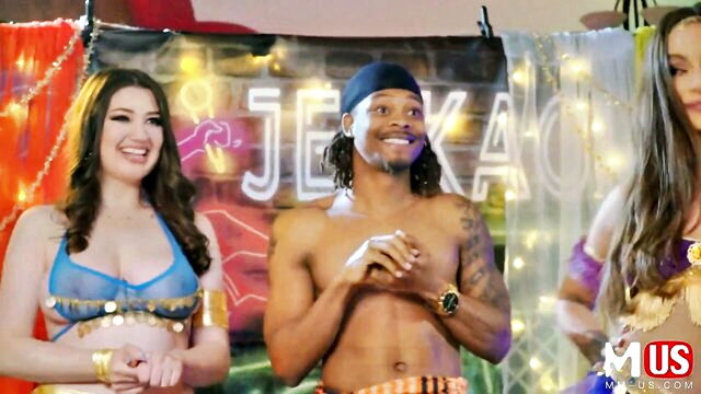 Alyx Star, Amanda Panda Xxx, Amanda Panda - alyx star big ass