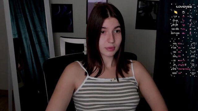 myfreecams, october - emiliacherry myfreecams