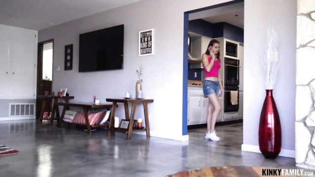 european, ellie, kinkyfamily - ellie idol stepsis