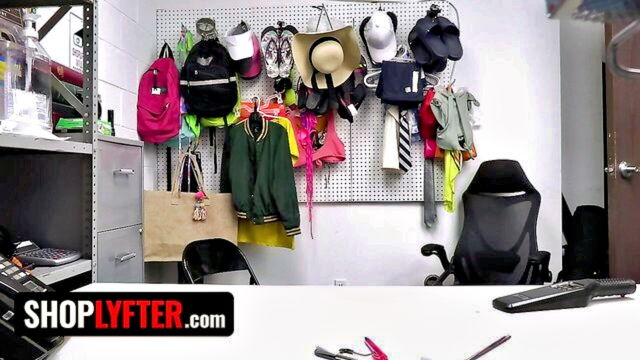 gets, collegegirl, shoplifter - collegegirl backroom action