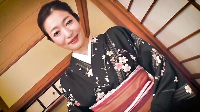 hot spring, 1pondotv, ryu enami - ryu enami hot shower
