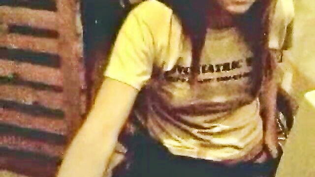 cute brunette teen playing with herself : Spy Archive