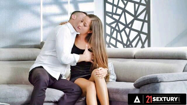 Renato - lara lee ass pounding 21 Sextury
