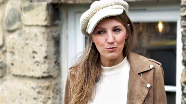 pénélope chic sex video : Jacquie Et Michel TV