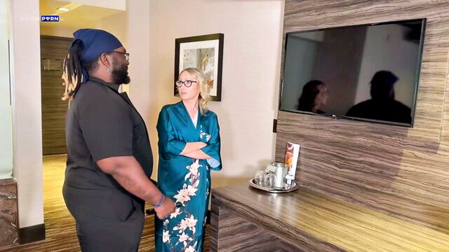 Crystal Clark - hairy pussy job