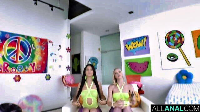 Eliza Ibarra, Marilyn Johnson - eliza ibarra ass to mouth All Anal