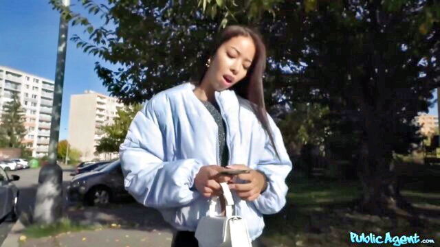hot fuck, public agent, for money - lia lin money shot