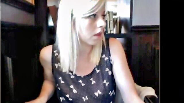 blonde toilet masturbate : The GF Network