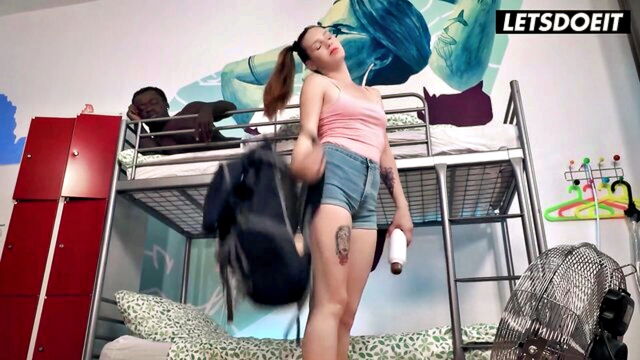 Elena Vega, Freddy Gong - elena vega bbc Horny Hostel