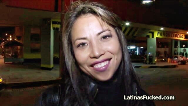 fishnets, blowjob, latina - latina fishnets suck dick