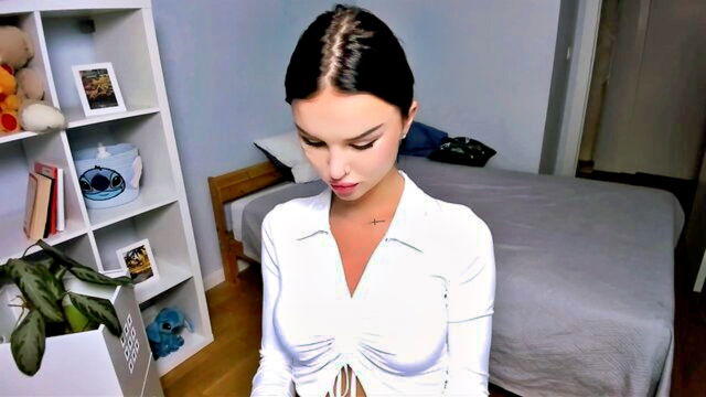 december, myfreecams - lanuittresor cam show