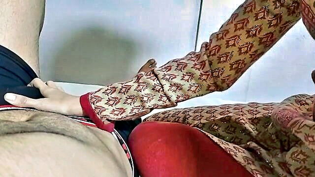 Tamil aunty - all video of punjabi milfs chudai session Desislimgirl