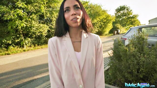 Violeta Grey - violeta grey public bang
