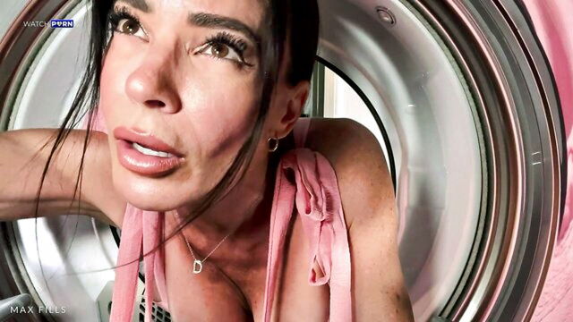 Dana DeArmond, Max Fills - dana deardmond pov video