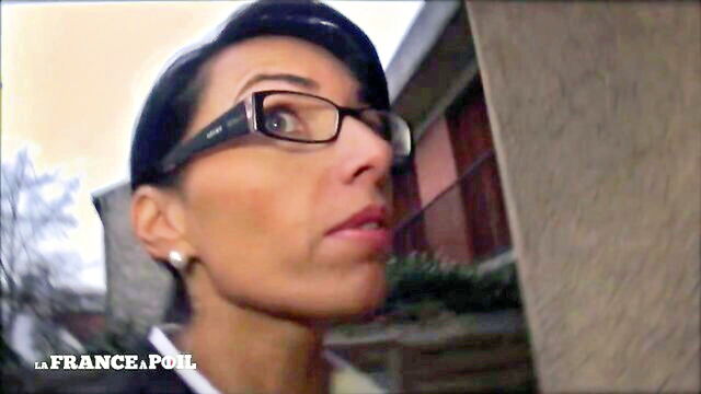 amateur, hardcore, france - pretty french mom gets banged