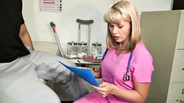 Teddy Tarantino - nurse with perfect boobs gives blowjob