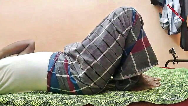 teen fucking, amateur hardcore, pussy fingering - desi aunty hard fingering