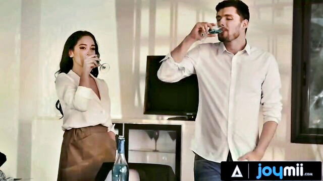 Kristof Cale, Ginebra Bellucci - ginebra bellucci kitchen Joymii