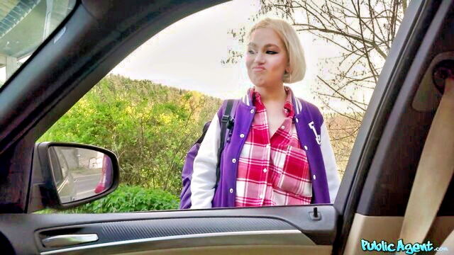Greta Foss, Martin Gun - slutty blonde gets poked