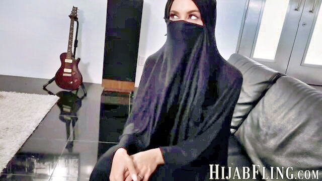 Victoria June, Ike Diezel - victoria june arab wife