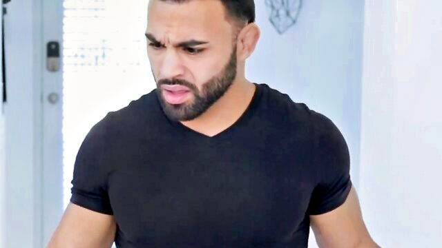 Derrick Ferrari - hijabfling big ass