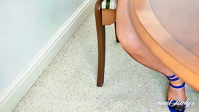 Lucy Gresty - lucy gresty a busty milf gets aroused at work and exposes her big natural boobs Aunt Judy's