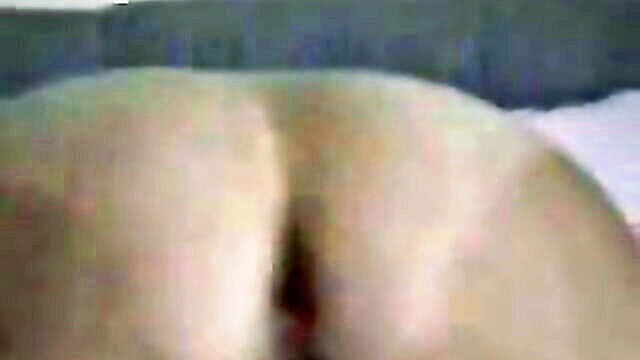 girls masturbate, amatur, amature mature - mature italian lady indulges in solo pleasure