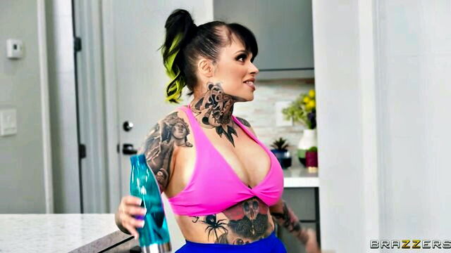 Xwife Karen - xwife karen big tits Hussie Pass