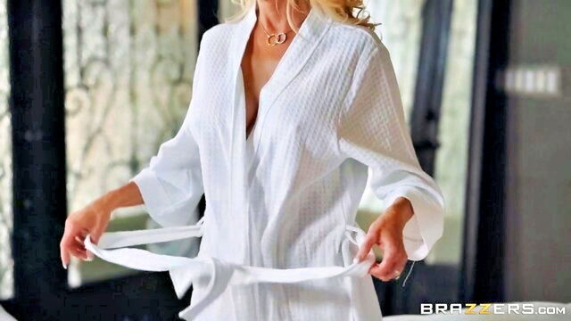 Brandi Love - brandi love masseur