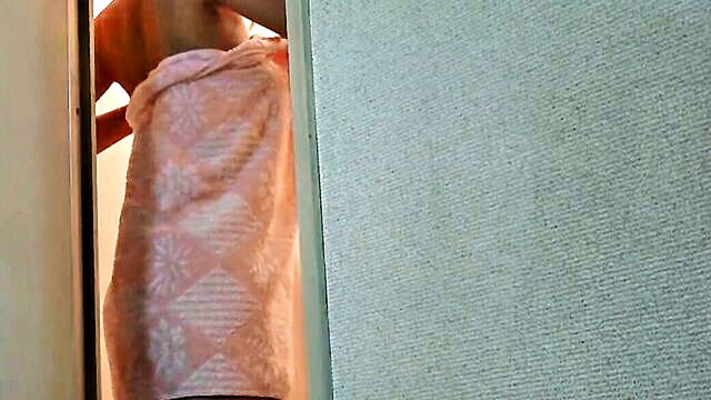 rika aimi - rika aimi shower cam