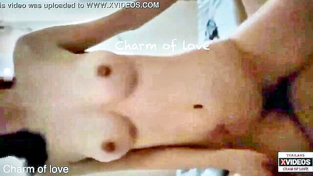 threesome outdoor fuck : Cham Of Love