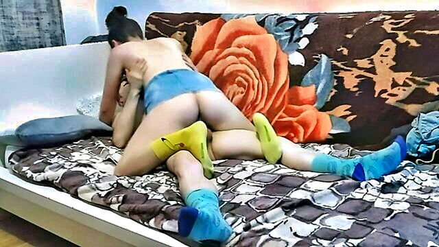 a young woman with natural big breasts has sex with a classmate after school : The Amateur Teenagers