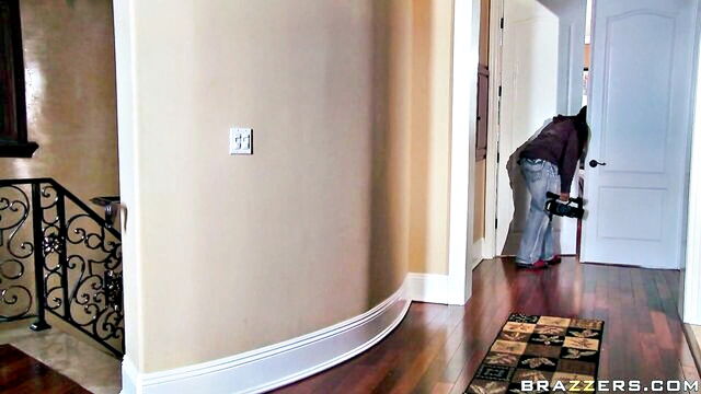 Kayla Paige, Rocco Reed - kayla paige facial Brazzers