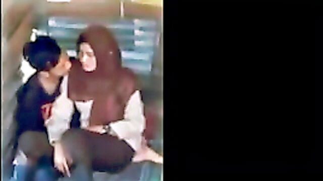 asian, homemade, amateur - indonesian jilbaber ciuman