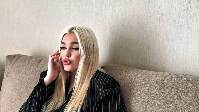 cumshot, anal, big ass - blonde gets ass fucked