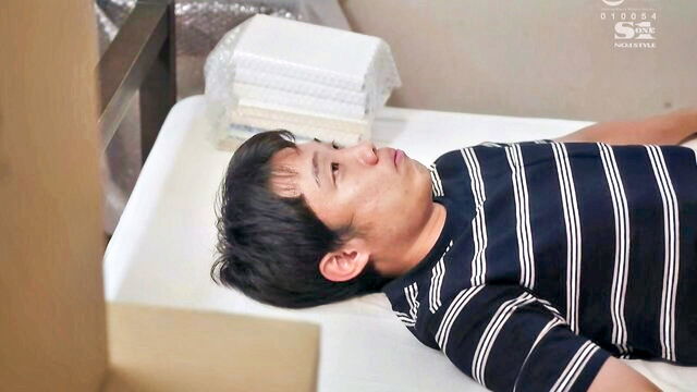 brunette, asian, blowjob - japanese brunette blowjob