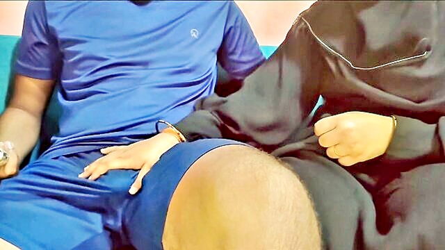 desi auntys naughty homework handsjob session with teacher : FapHouse