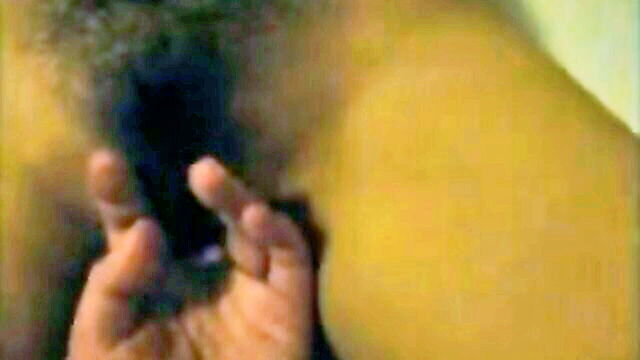 girlfriends, korean, blowjobs - korean girlfriend gives good blowjob