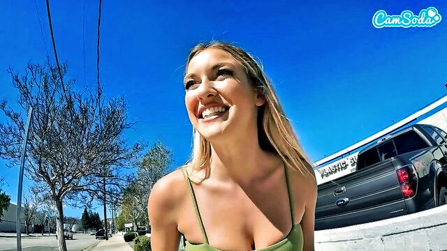 public masturbation webcam : CamSoda