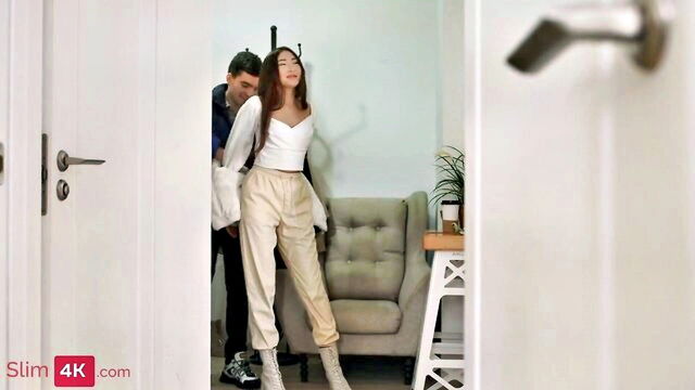 asian teen doggy sex : Slim 4K