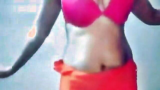 Soni - sultry malkins steamy video with hot maid in erotic romance