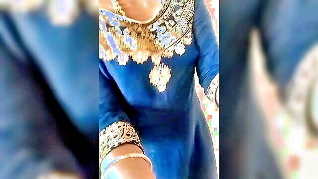 Tamil aunty, Swetha 23 - indian wife swetha 23 showcases her big ass in homemade video Swetha 23