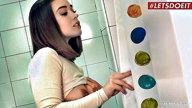 Ginebra Bellucci, Jesus Reyes - ginebra bellucci gets turned on by huge black cock of jesus reyes   horny hostel Horny Hostel