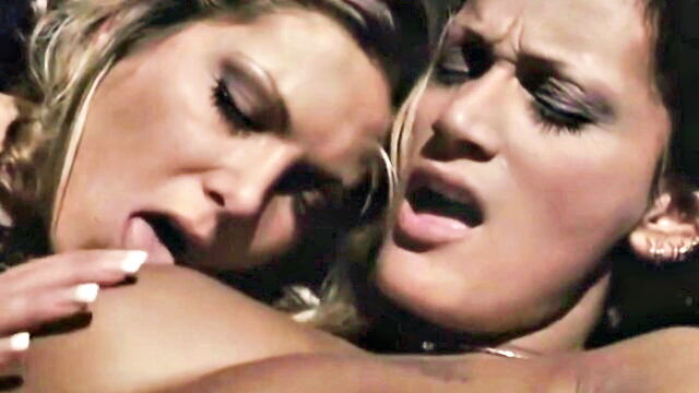 Anna Nova, Julia Taylor, Anna Taylor, Betty Dark, Monica Roccaforte, Martina Flower - double penetration italian movie