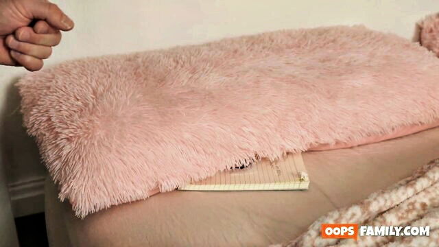 penelope kay - oopsfamily penelope kay