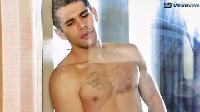Ty Mitchell - gay shower spy Shower Bait
