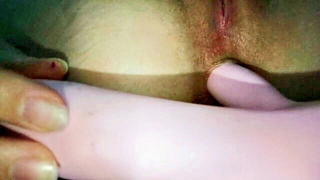Anonymous Kitty - bbws big toy play and anal stretching Anonymous Kitty