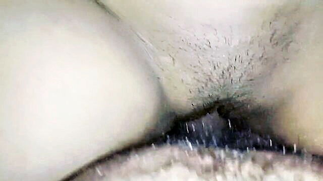 desi auntys mouth gets filled with hot indian cum in this desi video : Bebi90xx